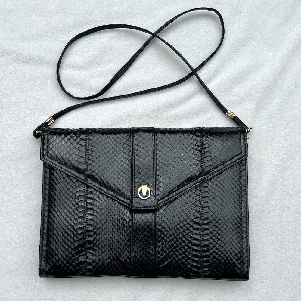 Vintage snakeskin shoulder bag